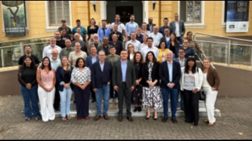 2ª Reunião de Prefeitos das Estâncias da APRECESP reúne lideranças em Botucatu e fortalece diálogo com o Estado