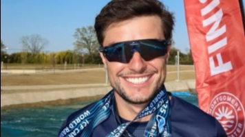 Canoísta pirajuense Pepê Gonçalves é campeão nos EUA
